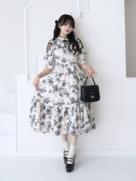 「TITTY&CO.（ティティーアンドコー）のアイテム（ワンピース/ドレス）」を使った、poyoさん（レディース・161cm）の春コーディネート