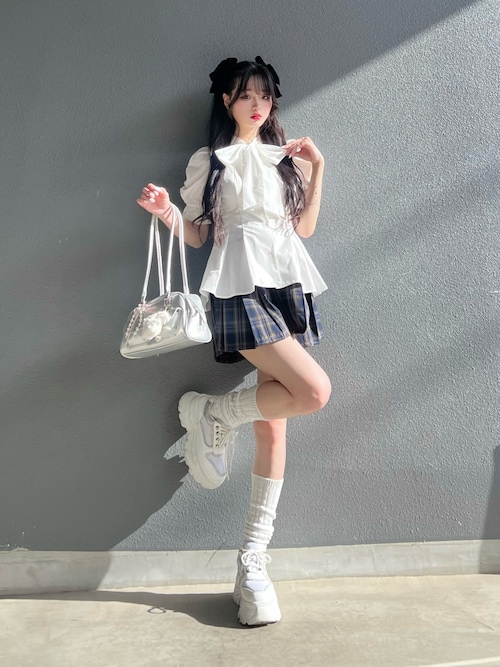 新品☆lovilyn☆ラヴィリン☆厚底ラメスニーカー☆ホワイト☆size M 2025年最新】Lovilyn スニーカーの人気アイテム - メルカリ