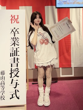 「SNIDEL（スナイデル）のコットンフリルスカショーパン（その他パンツ、ホワイト系）」を使った、poyoさん（レディース・161cm）の春コーディネート