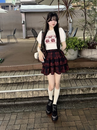 「CALNAMUR(カルナムール)のローズリボンニットトップス(ニット/セーター)」を使った、poyoさん(レディース・161cm)の秋コーディネート