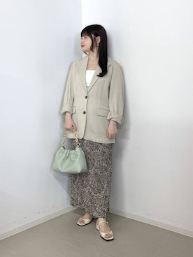 「A part by（アパートバイ）のプリーツイージータイトスカート2（スカート、ベージュ系）」を使った、かほちさん（レディース・149cm）の春コーディネート