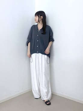 「A part by（アパートバイ）のドロストビッグVカーディガン（カーディガン/ボレロ、グレー系）」を使った、かほちさん（レディース・149cm）の春コーディネート