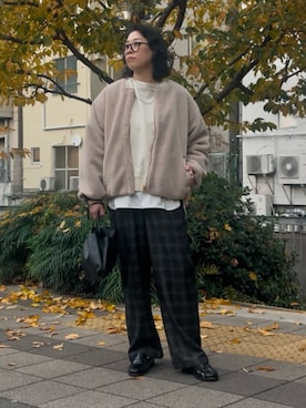 「リバーシブル」｜「アイテム（スリッポン）」を使った、KINOさん（レディース・162cm）の冬コーディネート