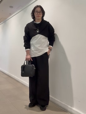 「collex（コレックス）のチャーム付き 2WAYキューブボストン（ボストンバッグ）」を使った、KINOさん（レディース・162cm）の秋コーディネート