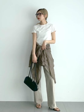 「AIM（エイム）のアイテム」を使った、ERIKA (BABYLONE)さん（レディース・166cm）の春コーディネート