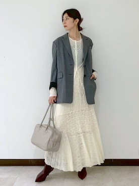 「BABYLONE（バビロン）のアイテム（スカート）」を使った、ERIKA (BABYLONE)さん（レディース・166cm）の秋コーディネート