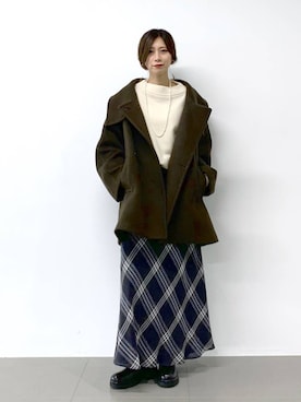 「アイテム（ピーコート）」を使った、ERIKA (BABYLONE)さん（レディース・166cm・30代）の冬コーディネート
