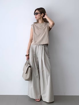 「MOHI（モヒ）のアイテム」を使った、ERIKA (BABYLONE)さん（レディース・166cm）の夏コーディネート