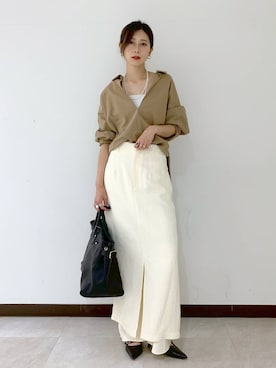 「BABYLONE（バビロン）のアイテム（スカート）」を使った、ERIKA (BABYLONE)さん（レディース・166cm）の秋コーディネート