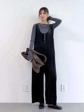 「MOHI（モヒ）のアイテム」を使った、ERIKA (BABYLONE)さん（レディース・166cm）の夏コーディネート