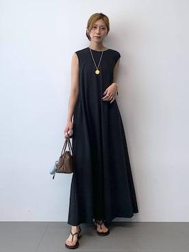 「NICOLAS LAINAS（ニコラスライナス）の【NICOLAS LAINAS】ストラップサンダル（サンダル）」を使った、ERIKA (BABYLONE)さん（レディース・166cm・30代）の夏コーディネート