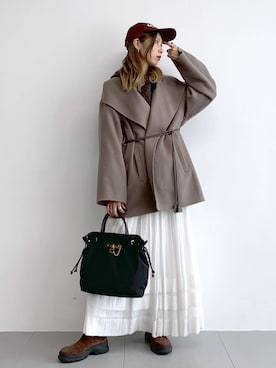 「アイテム（ピーコート）」を使った、ERIKA (BABYLONE)さん（レディース・166cm）の冬コーディネート