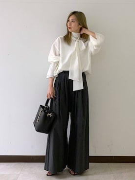 「AULENTTI（オウレンティ）のアイテム」を使った、ERIKA (BABYLONE)さん（レディース・166cm）の春コーディネート