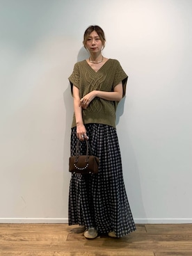 「MOHI（モヒ）のアイテム」を使った、ERIKA (BABYLONE)さん（レディース・166cm）の夏コーディネート