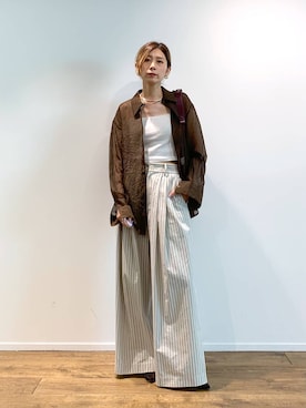 「le（ル）の【LE】クリンクルシアーシャツ（シャツ/ブラウス、ブラウン系）」を使った、ERIKA (BABYLONE)さん（レディース・166cm）の夏コーディネート