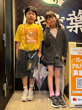 「MoonStar（ムーンスター）のアイテム」を使った、あかねくん&たっくんさん（キッズ・133cm）の春コーディネート