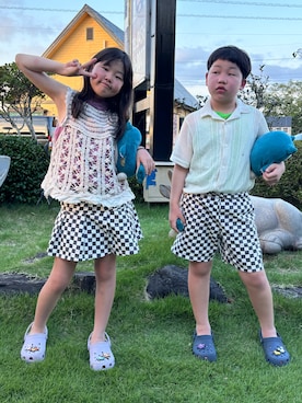 「crocs（クロックス）のアイテム」を使った、あかねくん&たっくんさん（キッズ・135cm）の夏コーディネート