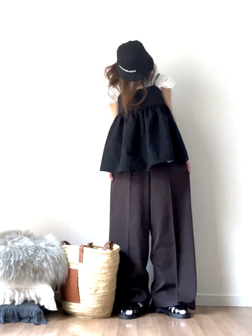 オッズアンジェロ　カットソー　レース　黒　美品 オッズアンジェロ ブラック 半袖Tシャツ 刺繍 レース付き - メルカリ