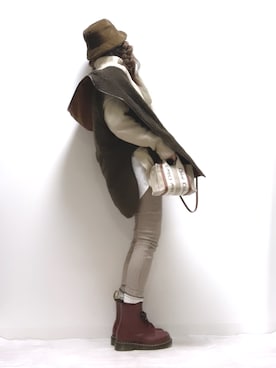 「COLOR TOKYO ACCESSORIES（カラートウキョウアクセサリー）のアイテム」を使った、norimamiさん（レディース・160cm）の冬コーディネート