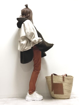 「LOEWE」｜「アイテム（その他アウター）」を使った、norimamiさん（レディース・160cm）の冬コーディネート