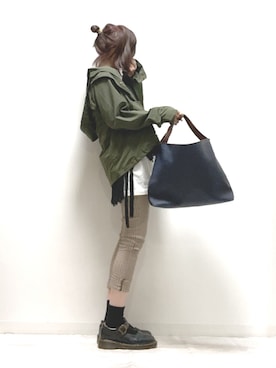 「秋トレンド2021」｜「アイテム（マウンテンパーカー）」を使った、norimamiさん（レディース・160cm）の秋コーディネート