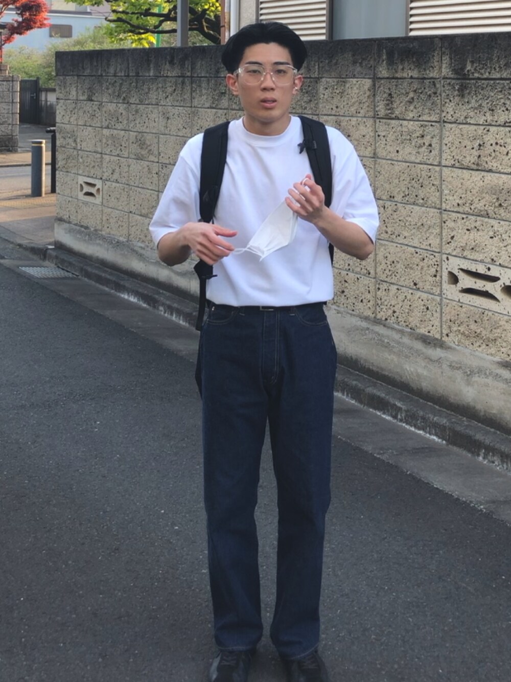 「UNIQLOのエアリズムコットンオーバーサイズTシャツ（5分袖）（Tシャツ/カットソー、ホワイト系）」を使った、ナイスさん（メンズ・169cm）の夏コーディネートの1枚目の写真