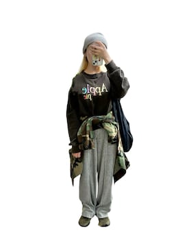 「アイテム（ミリタリージャケット）」を使った、mizukaさん（レディース・155cm）の秋コーディネート