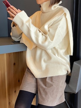 「ハイネックトップス」｜「アイテム（アクセサリー）」を使った、りょんさん（レディース・165cm）の冬コーディネート