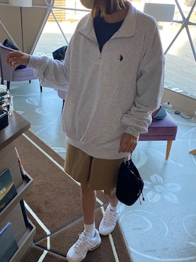 「#オトナカジュアル」｜「アイテム（スウェット）」を使った、りょんさん（レディース・165cm）の冬コーディネート