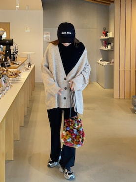 「アイテム（カーディガン/ボレロ）」を使った、りょんさん（レディース・165cm）の秋コーディネート