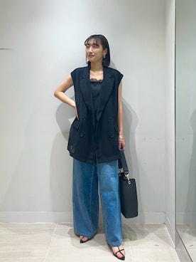 「GALLARDAGALANTE（ガリャルダガランテ）のメッシュダブルジレ（ベスト、ブラック系）」を使った、momoka ikedaさん（レディース・157cm）の春コーディネート