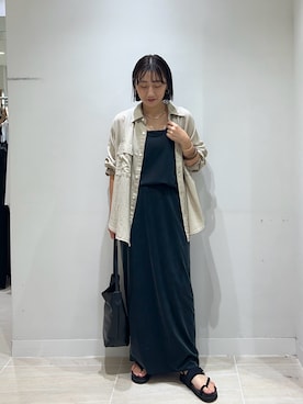 「GALLARDAGALANTE（ガリャルダガランテ）のネックカフ（チョーカー、ゴールド系）」を使った、momoka ikedaさん（レディース・157cm）の夏コーディネート