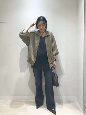 「GALLARDAGALANTE（ガリャルダガランテ）のステンレスフックピアス（ピアス（両耳用）、ゴールド系）」を使った、momoka ikedaさん（レディース・157cm）の秋コーディネート