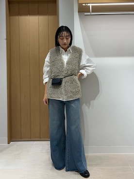 「GALLARDAGALANTE（ガリャルダガランテ）のスクエアフープピアス（ピアス（両耳用）、ゴールド系）」を使った、momoka ikedaさん（レディース・157cm）の秋コーディネート