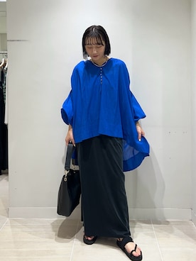 「GALLARDAGALANTE（ガリャルダガランテ）のローンチュニック（シャツ/ブラウス、ブルー系）」を使った、momoka ikedaさん（レディース・157cm）の夏コーディネート