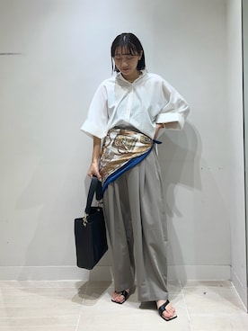 「GALLARDAGALANTE（ガリャルダガランテ）のネックカフ（ネックレス、ゴールド系）」を使った、momoka ikedaさん（レディース・157cm）の夏コーディネート