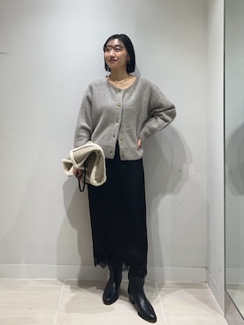 「アイテム（チョーカー）」を使った、momoka ikedaさん（レディース・157cm）の秋コーディネート