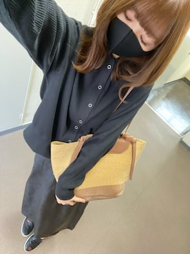 「レザースカート」｜「アイテム（スリッポン）」を使った、⊿mey さん（レディース・169cm）の春コーディネート