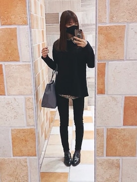 「MARC JACOBS（マークジェイコブス）のアイテム（トートバッグ）」を使った、⊿mey さん（レディース・169cm）の冬コーディネート