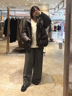 「アイテム（ダウンジャケット/コート）」を使った、SERIさん（レディース・156cm・20代）の秋コーディネート