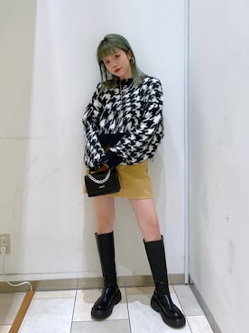 「チドリ柄」｜「アイテム（バッグ）」を使った、林 奈実さん（レディース・155cm）の冬コーディネート