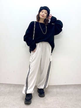 「JEANASIS（ジーナシス）のランダムアウトソールスニーカー/968688（スニーカー）」を使った、Chisaさん（レディース・154cm）の秋コーディネート