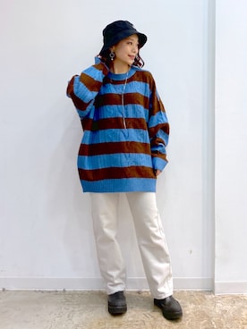 「PBLIM（ページボーイリム）のPAGEBOYLIM/ロゴ刺繍バケットハット2（ハット）」を使った、Chisaさん（レディース・154cm）の秋コーディネート