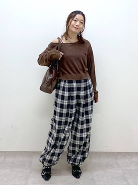 「アイテム（スウェットパンツ）」を使った、Chisaさん（レディース・154cm・40代）の秋コーディネート