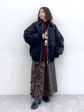 「PAGEBOY（ページボーイ）のラインフリンジティアードスカート/フリルスカート【ウエストゴム・ストレスフリー】（スカート）」を使った、Chisaさん（レディース・154cm）の秋コーディネート