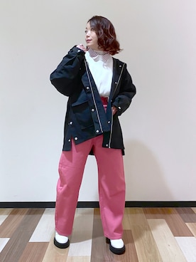 「ショート丈トップス」｜「アイテム（マウンテンパーカー）」を使った、Chisaさん（レディース・154cm）の冬コーディネート