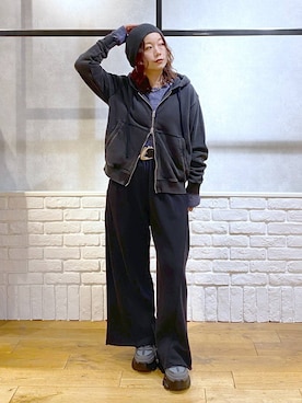 「PAGEBOY（ページボーイ）のサイドタックルーズウラケパンツ/イージーパンツ【4color・2size】（スウェットパンツ）」を使った、Chisaさん（レディース・154cm）の秋コーディネート