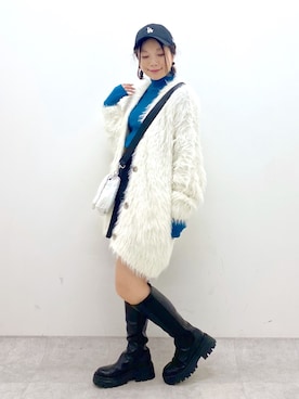 「PAGEBOY（ページボーイ）のモンスターフェザーカーディガン（カーディガン/ボレロ）」を使った、Chisaさん（レディース・154cm）の秋コーディネート