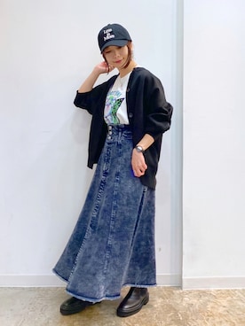 「アイテム（デニムスカート、パープル系）」を使った、Chisaさん（レディース・154cm）の秋コーディネート