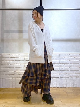 「アイテム（ニットキャップ/ビーニー）」を使った、Chisaさん（レディース・154cm）の秋コーディネート
